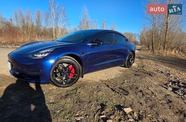 Седан Tesla Model 3 2019 в Києві