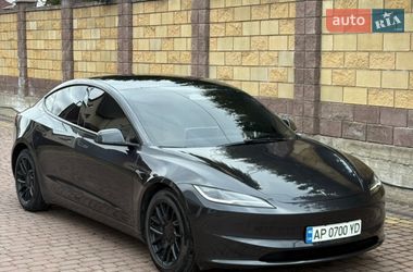 Седан Tesla Model 3 2024 в Запорожье