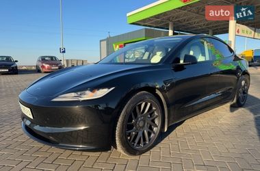 Седан Tesla Model 3 2024 в Гайсину