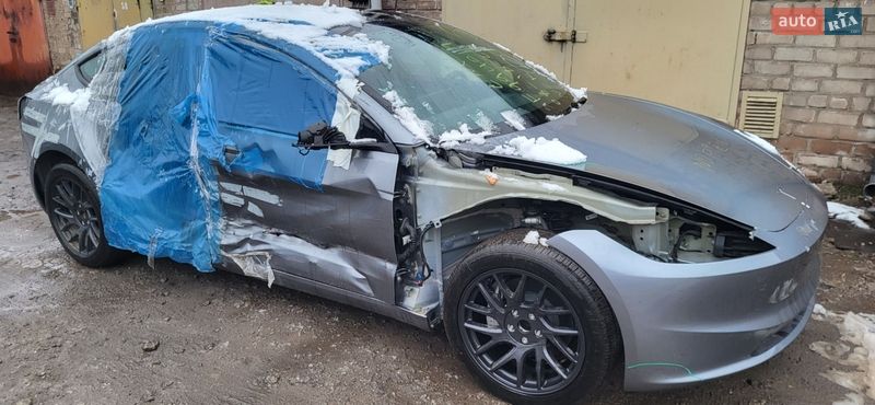 Седан Tesla Model 3 2025 в Запорожье