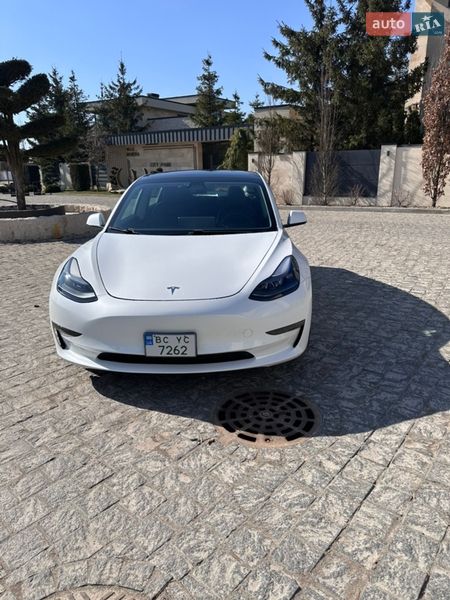 Седан Tesla Model 3 2020 в Львове фото 64 Седан Tesla Model 3 2020 в Львове