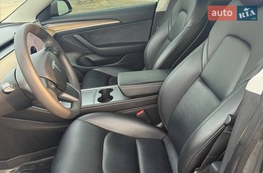 Седан Tesla Model 3 2021 в Ирпене