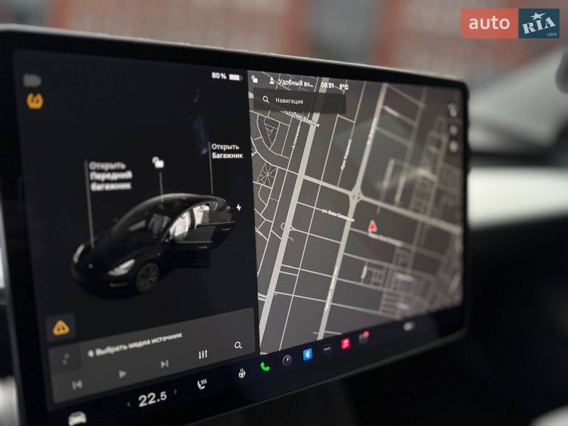 Седан Tesla Model 3 2021 в Днепре