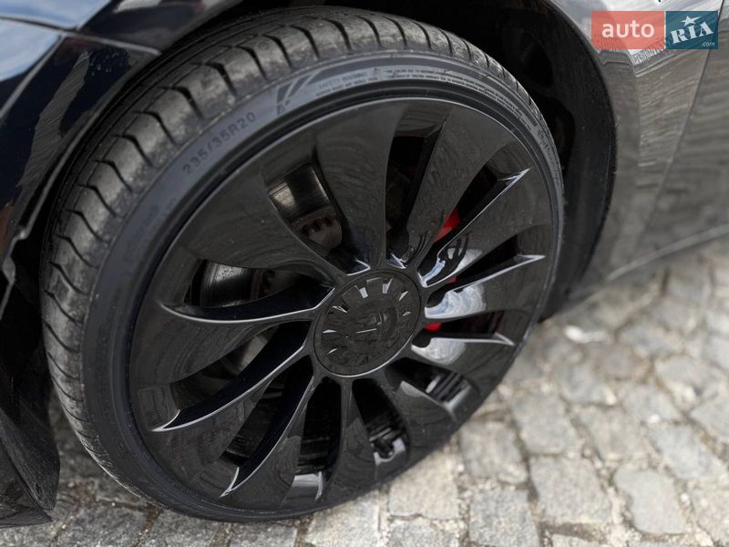 Седан Tesla Model 3 2021 в Днепре