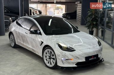 Седан Tesla Model 3 2022 в Одессе