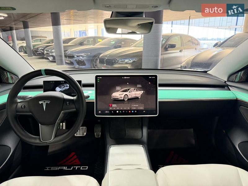 Седан Tesla Model 3 2022 в Одесі