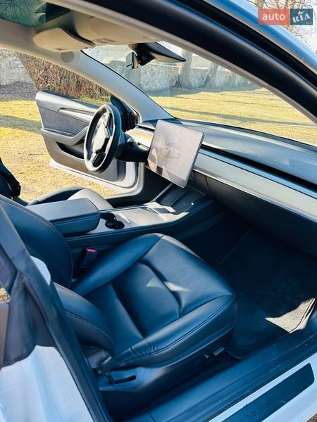Седан Tesla Model 3 2022 в Львове фото 11 Седан Tesla Model 3 2022 в Львове