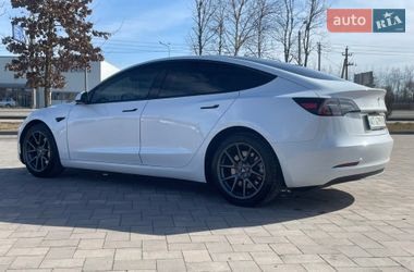 Седан Tesla Model 3 2022 в Ивано-Франковске