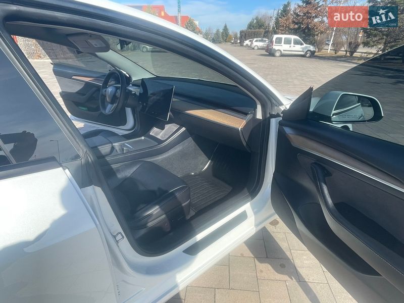 Седан Tesla Model 3 2022 в Івано-Франківську фото 28 Седан Tesla Model 3 2022 в Івано-Франківську