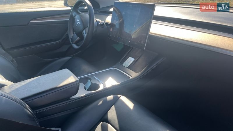 Седан Tesla Model 3 2021 в Баришівка