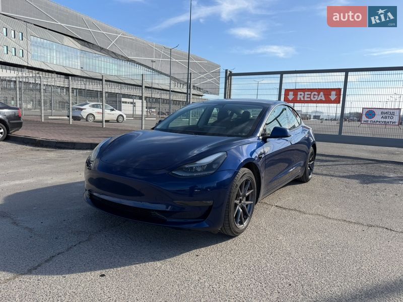 Седан Tesla Model 3 2021 в Львове фото 3 Седан Tesla Model 3 2021 в Львове