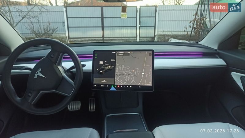 Седан Tesla Model 3 2021 в Вінниці
