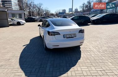 Седан Tesla Model 3 2022 в Дніпрі