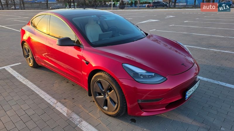 Седан Tesla Model 3 2021 в Одесі