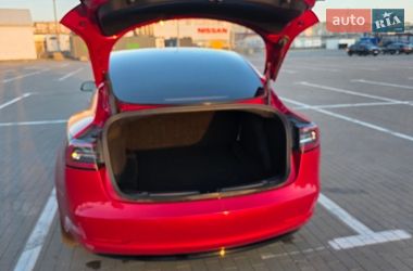 Седан Tesla Model 3 2021 в Одессе