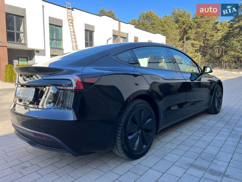 Седан Tesla Model 3 2024 в Ковелі