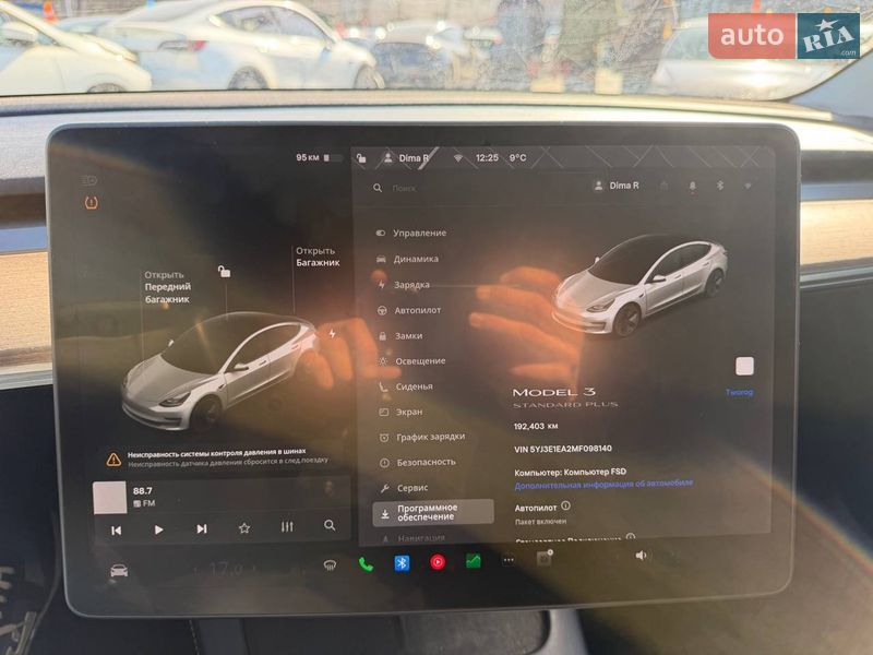 Седан Tesla Model 3 2021 в Луцке