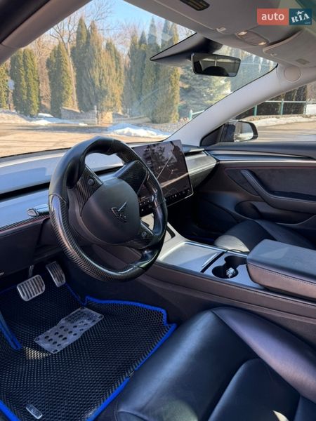 Седан Tesla Model 3 2021 в Тернополі
