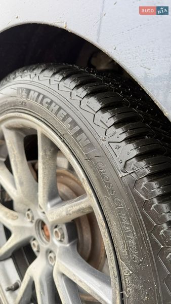 Седан Tesla Model 3 2021 в Львове