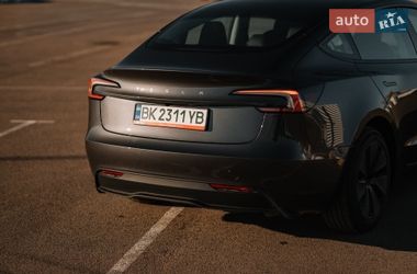 Седан Tesla Model 3 2025 в Ровно фото 8 Седан Tesla Model 3 2025 в Ровно
