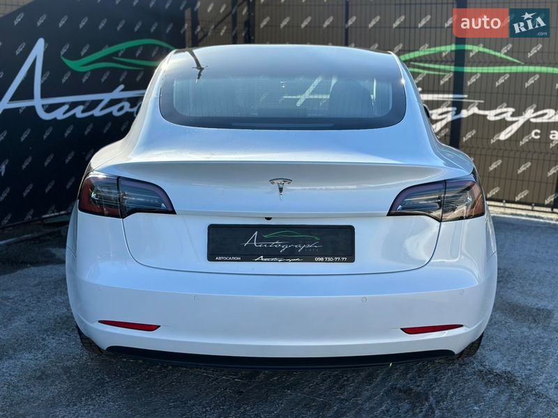 Седан Tesla Model 3 2019 в Києві