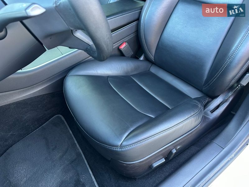 Седан Tesla Model 3 2019 в Києві