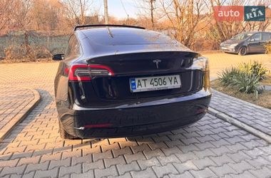 Седан Tesla Model 3 2020 в Івано-Франківську