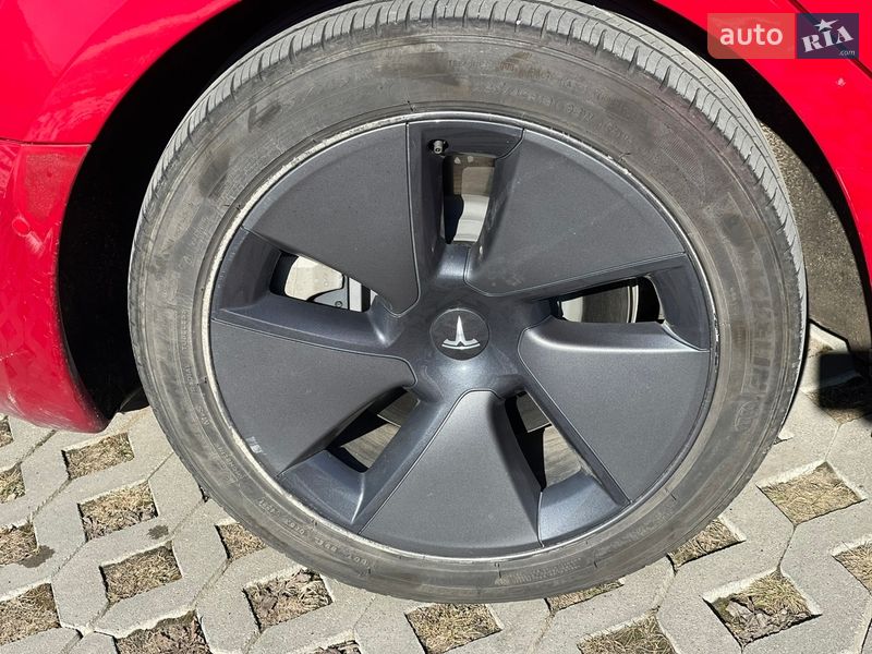 Седан Tesla Model 3 2022 в Виннице фото 24 Седан Tesla Model 3 2022 в Виннице