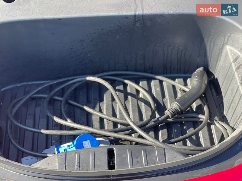 Седан Tesla Model 3 2022 в Виннице фото 35 Седан Tesla Model 3 2022 в Виннице