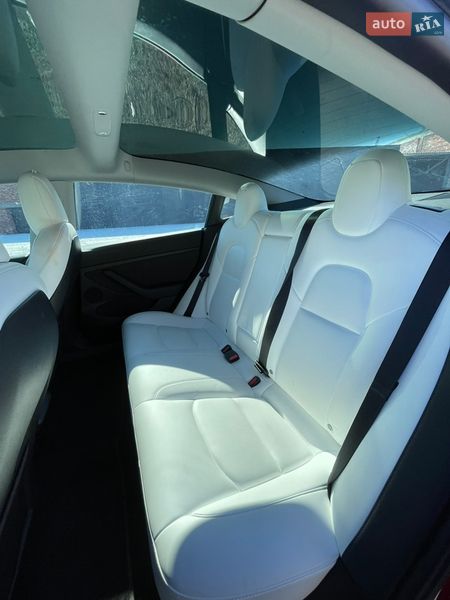 Седан Tesla Model 3 2022 в Виннице фото 46 Седан Tesla Model 3 2022 в Виннице