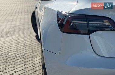 Седан Tesla Model 3 2020 в Харькове
