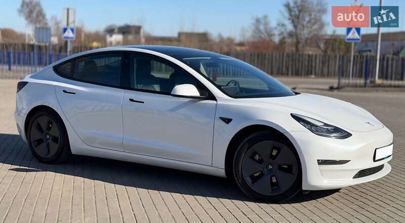 Седан Tesla Model 3 2020 в Ковеле