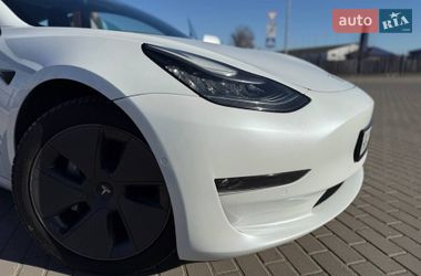 Седан Tesla Model 3 2020 в Краснограде
