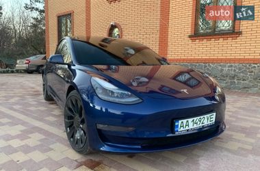 Седан Tesla Model 3 2022 в Обухове