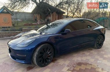 Седан Tesla Model 3 2022 в Обухове