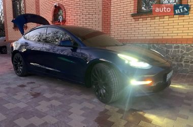 Седан Tesla Model 3 2022 в Обухове
