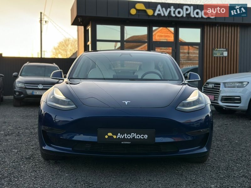 Седан Tesla Model 3 2019 в Луцке фото 37 Седан Tesla Model 3 2019 в Луцке