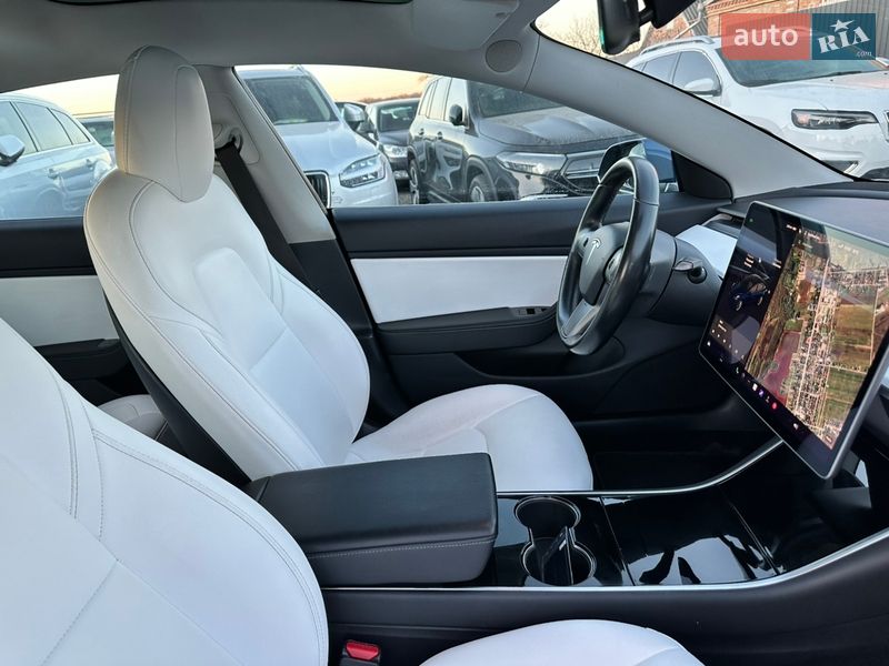 Седан Tesla Model 3 2019 в Луцке фото 52 Седан Tesla Model 3 2019 в Луцке