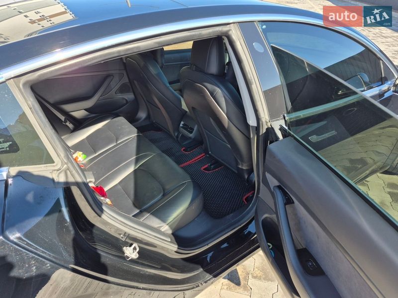 Седан Tesla Model 3 2019 в Буче фото 10 Седан Tesla Model 3 2019 в Буче