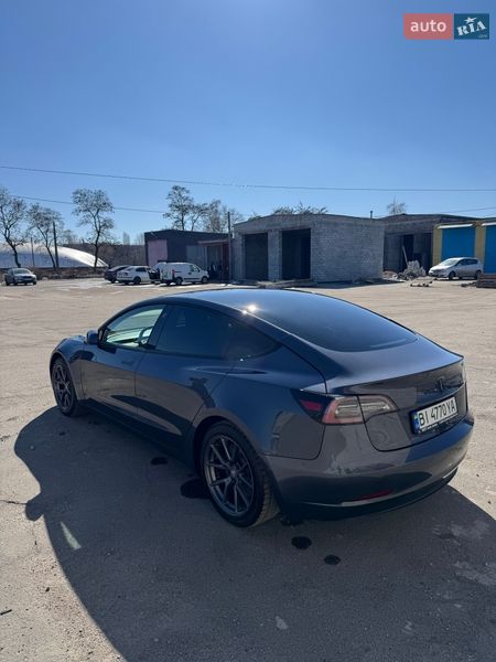 Седан Tesla Model 3 2020 в Кременчуці