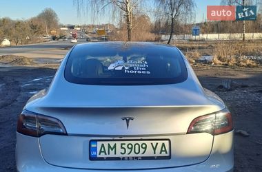 Седан Tesla Model 3 2018 в Житомире