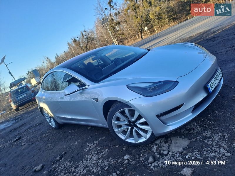 Tesla Model 3 2018 Tesla Model 3 2018