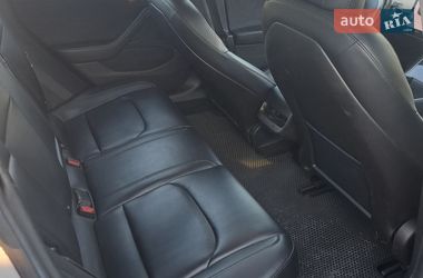 Седан Tesla Model 3 2018 в Житомире