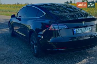 Седан Tesla Model 3 2019 в Днепре