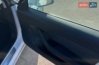 Седан Tesla Model 3 2020 в Харькове