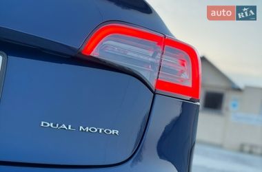 Седан Tesla Model 3 2018 в Дрогобыче