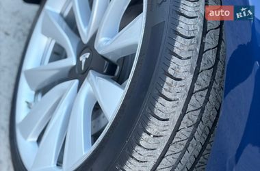 Седан Tesla Model 3 2018 в Дрогобыче