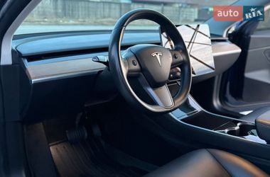 Седан Tesla Model 3 2018 в Дрогобыче