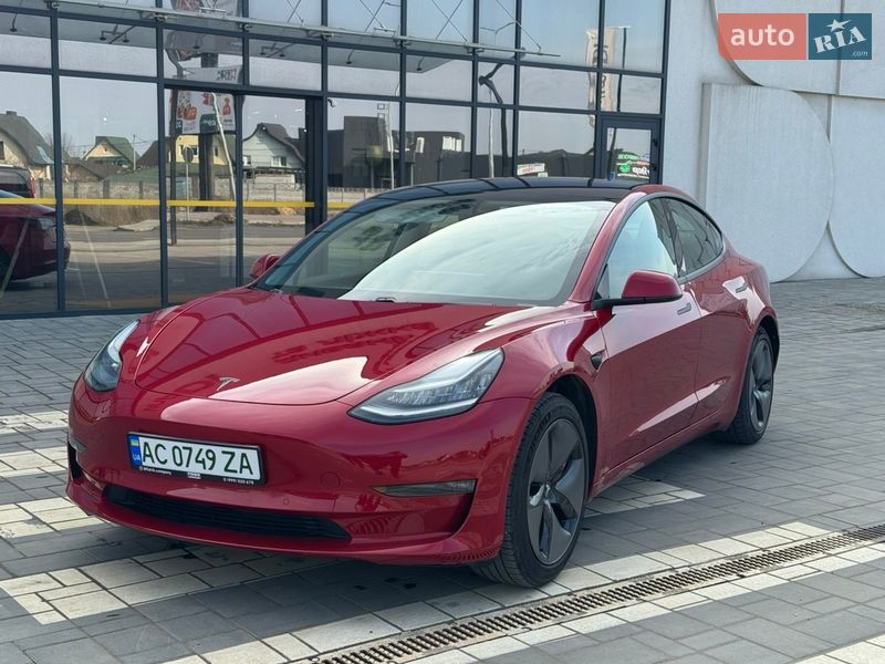 Седан Tesla Model 3 2019 в Луцьку