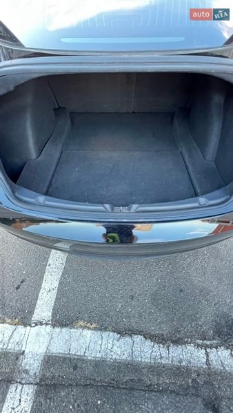 Седан Tesla Model 3 2018 в Киеве